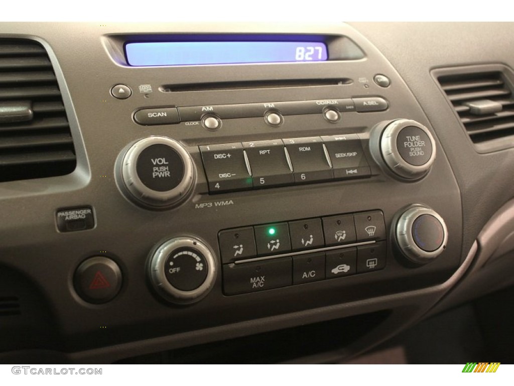 2006 Honda Civic LX Sedan Controls Photo #77647000