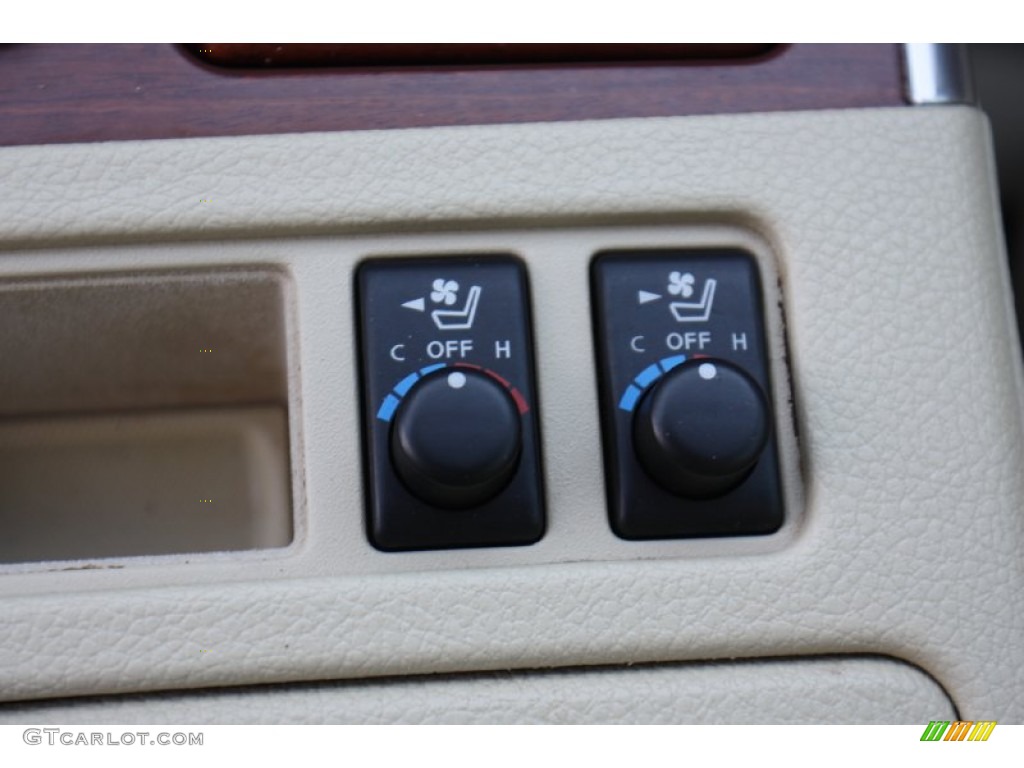 2007 Infiniti M 35 Sedan Controls Photo #77647488