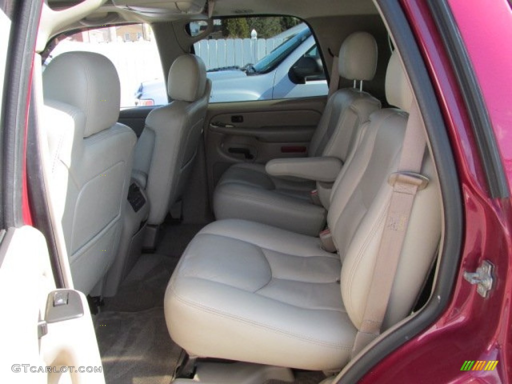 2005 GMC Yukon SLT 4x4 Rear Seat Photo #77648646