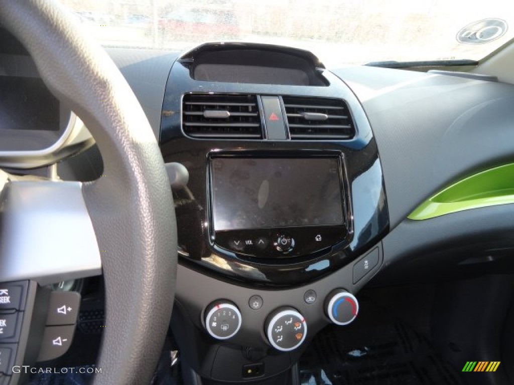 2013 Chevrolet Spark LT Controls Photo #77648874