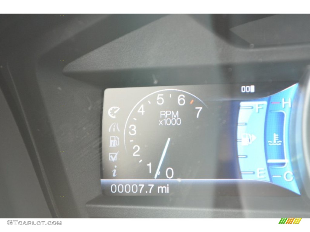 2013 Explorer XLT - Ruby Red Metallic / Charcoal Black photo #28