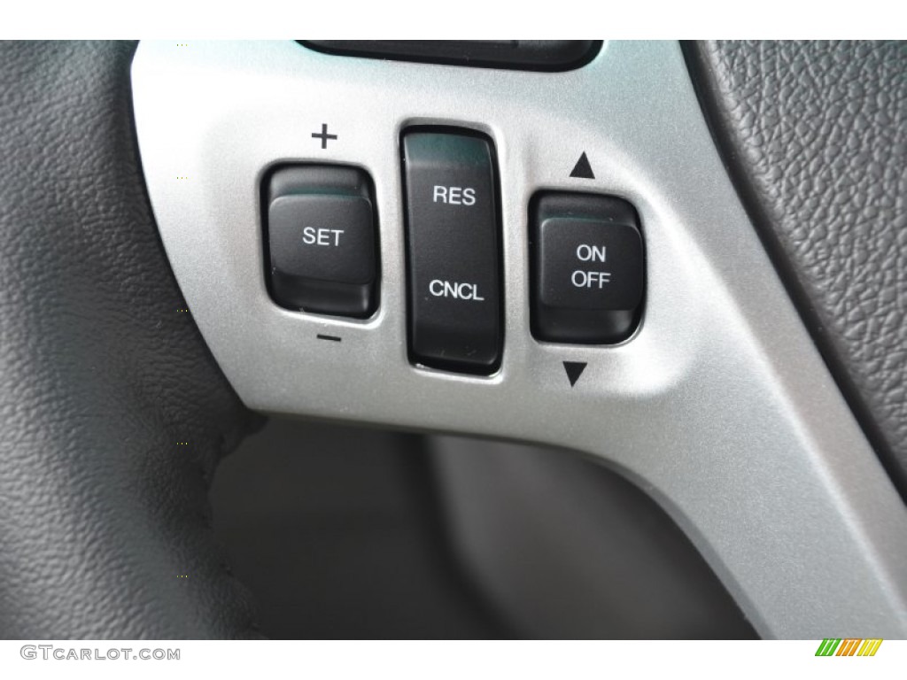 2013 Explorer XLT - Ruby Red Metallic / Charcoal Black photo #32