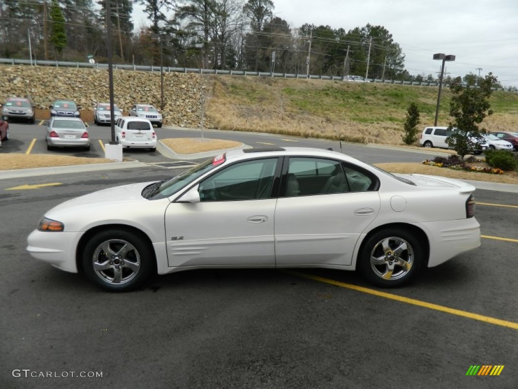 2004 Bonneville SLE - Ivory White / Taupe photo #4