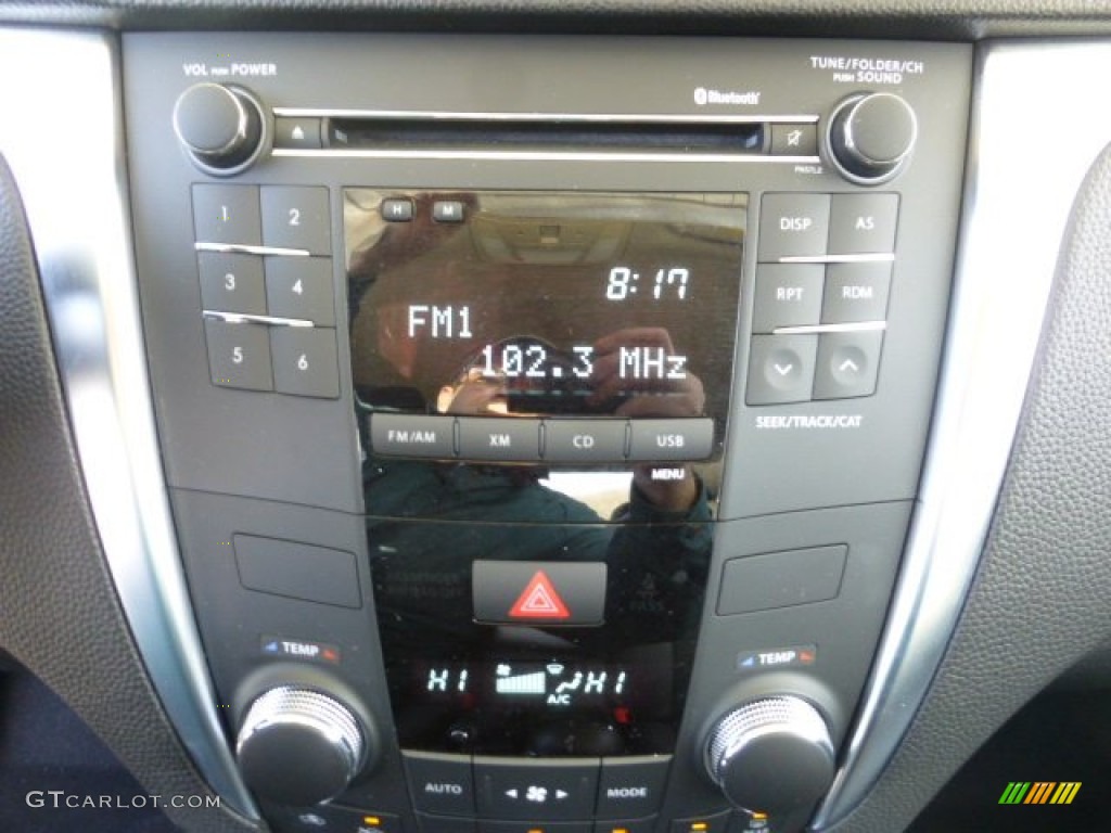2013 Suzuki Kizashi SE AWD Controls Photo #77650794
