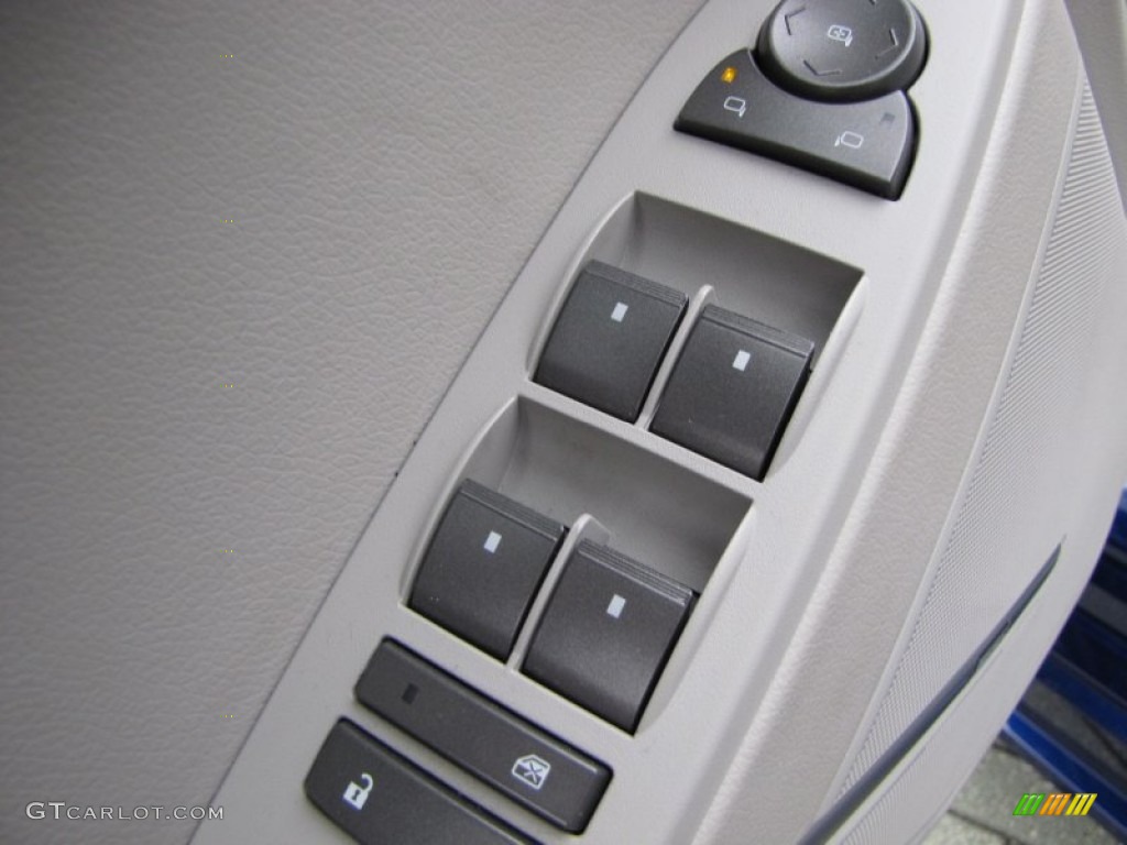 2012 Cadillac CTS 3.6 Sedan Controls Photo #77653571