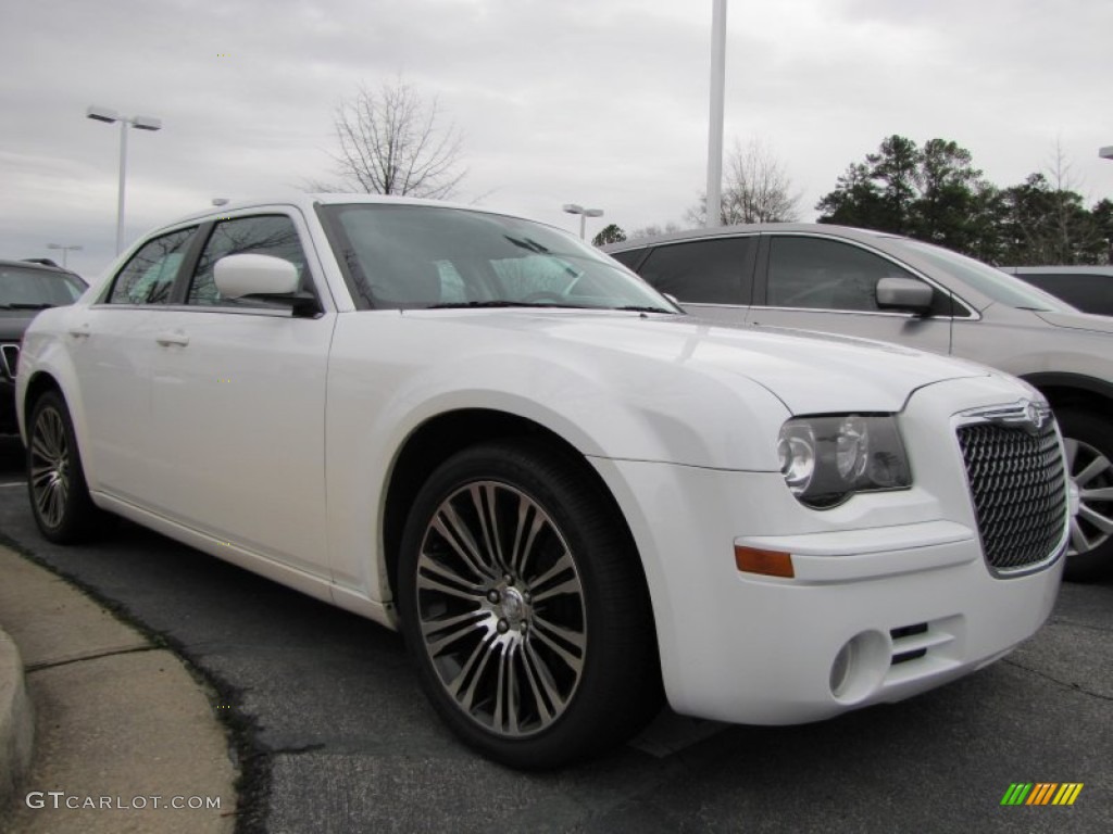Bright White 2010 Chrysler 300 300S V6 Exterior Photo #77654634