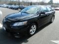 Black - Camry SE Photo No. 1