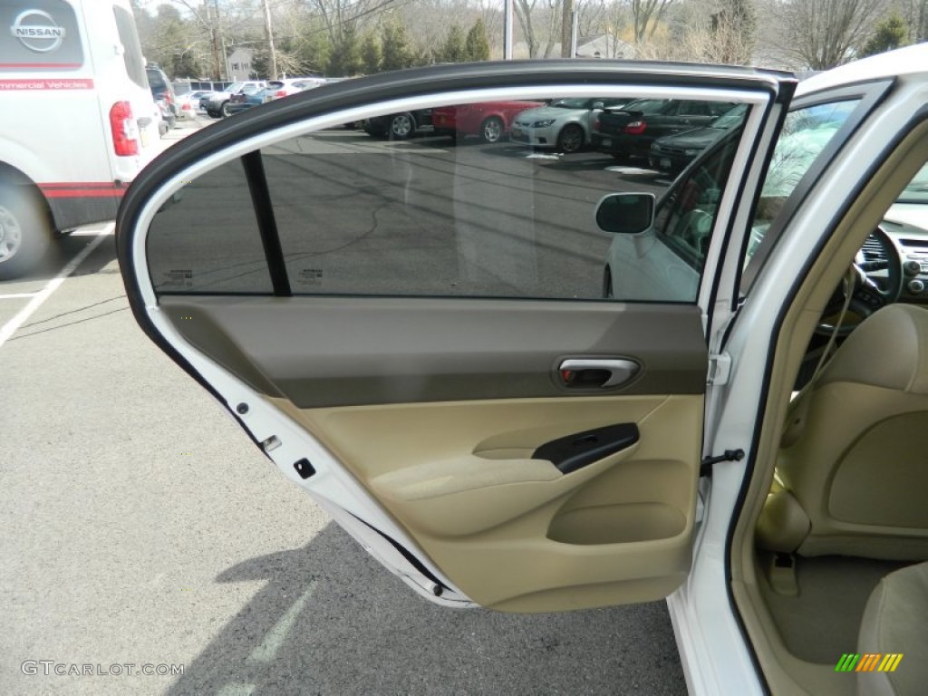 2007 Civic LX Sedan - Taffeta White / Ivory photo #20