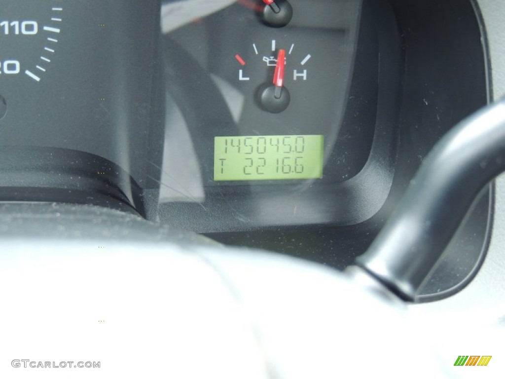 2004 F150 XL Regular Cab 4x4 - Bright Red / Medium/Dark Flint photo #20