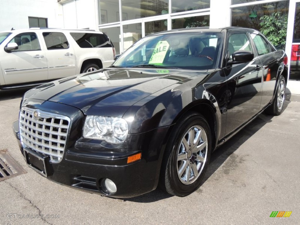 2007 300 C HEMI - Brilliant Black / Dark Khaki/Light Graystone photo #1
