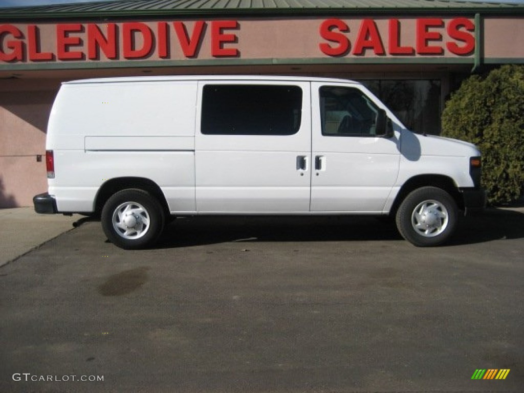 2009 E Series Van E150 Commercial - Oxford White / Medium Flint photo #4