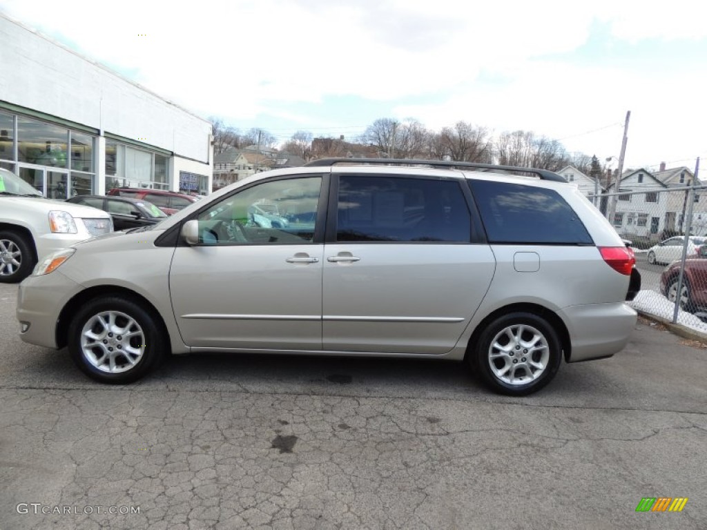 Silver Shadow Pearl 2004 Toyota Sienna XLE Exterior Photo #77660046