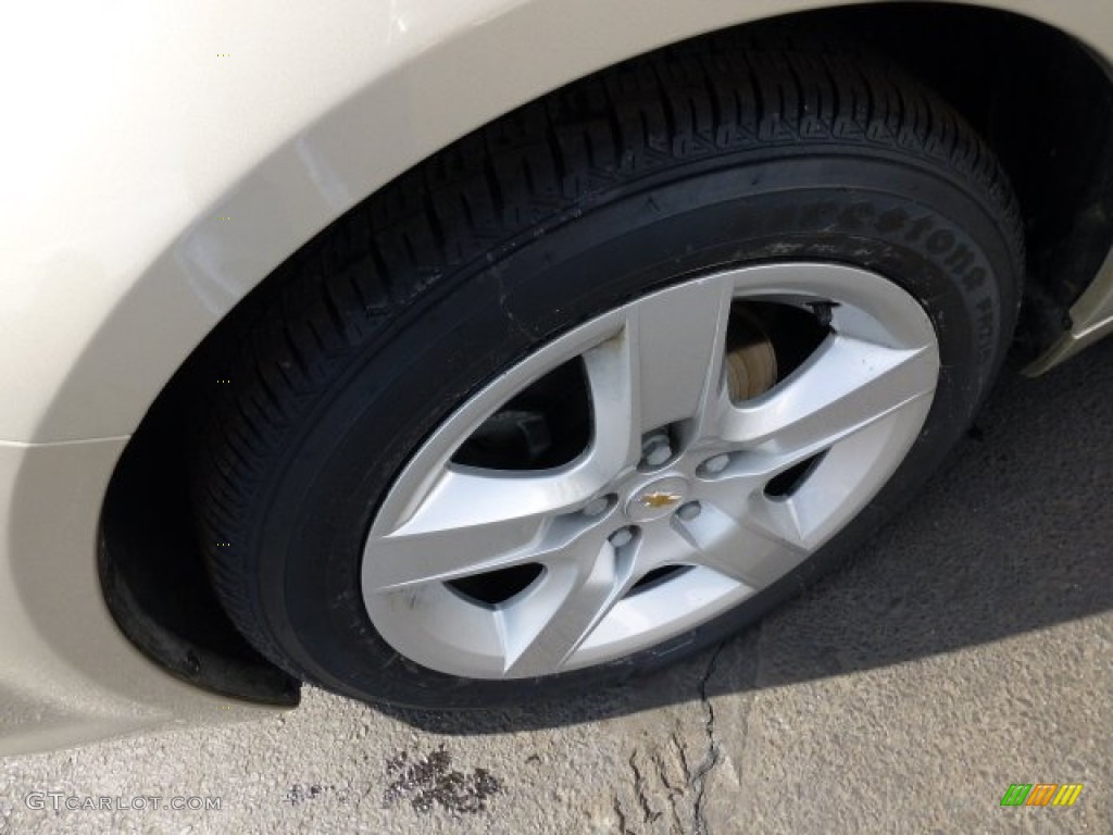 2010 Malibu LS Sedan - Gold Mist Metallic / Cocoa/Cashmere photo #9