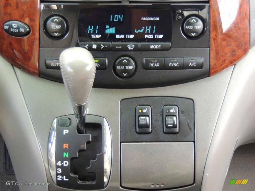 2004 Toyota Sienna XLE 5 Speed Automatic Transmission Photo #77660427