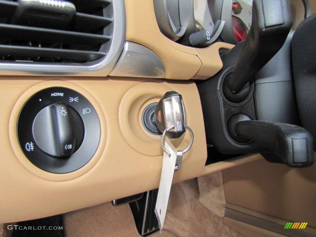 2011 Porsche 911 Targa 4S Controls Photo #77660667