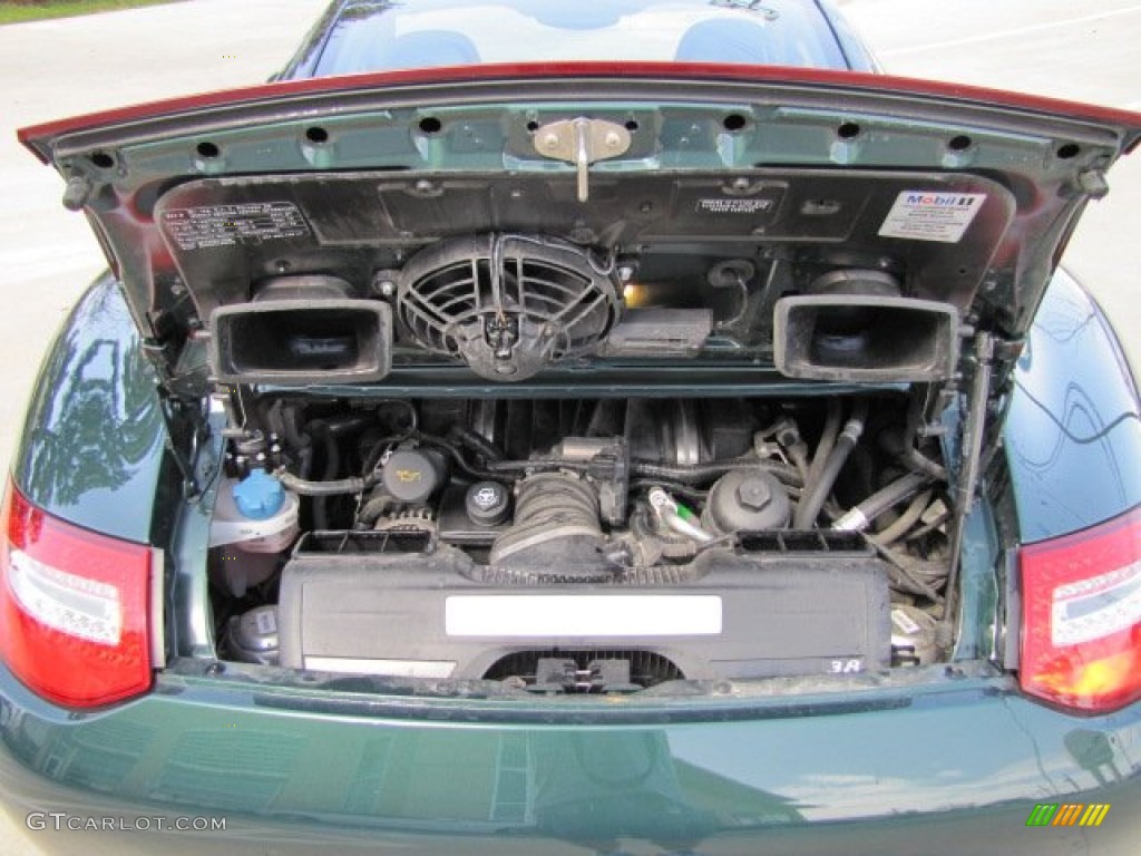 2011 Porsche 911 Targa 4S Engine Photos