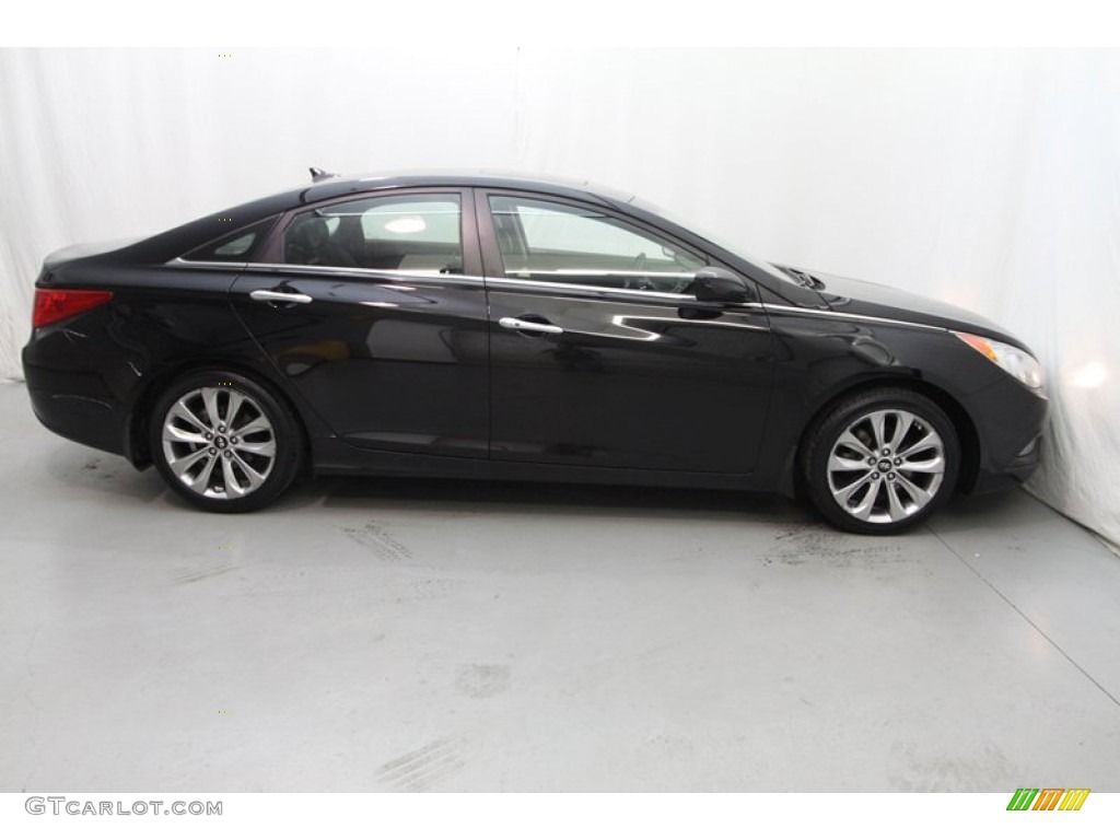 2011 Sonata SE - Midnight Black / Black photo #2
