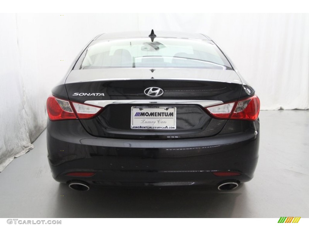 2011 Sonata SE - Midnight Black / Black photo #5
