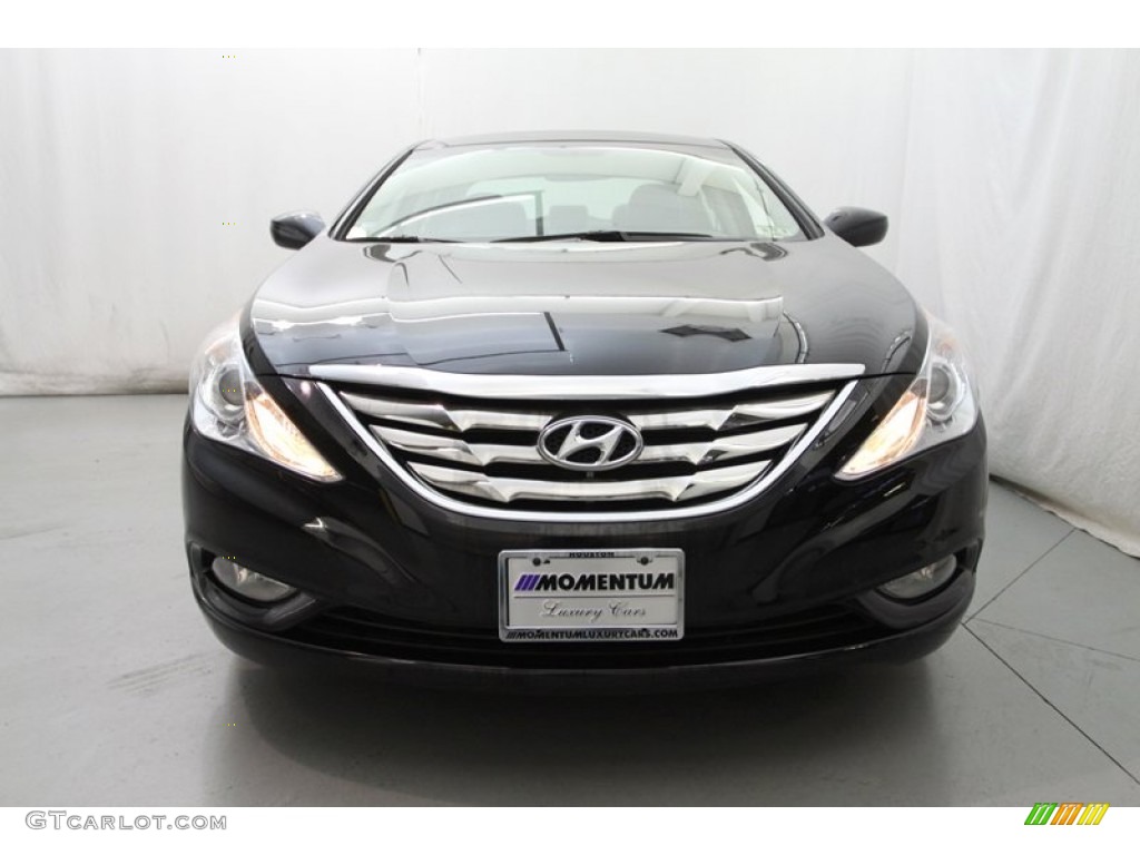 2011 Sonata SE - Midnight Black / Black photo #6