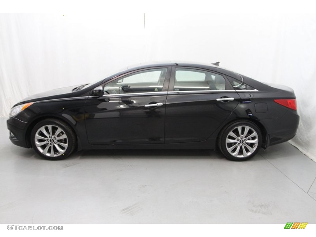 2011 Sonata SE - Midnight Black / Black photo #7