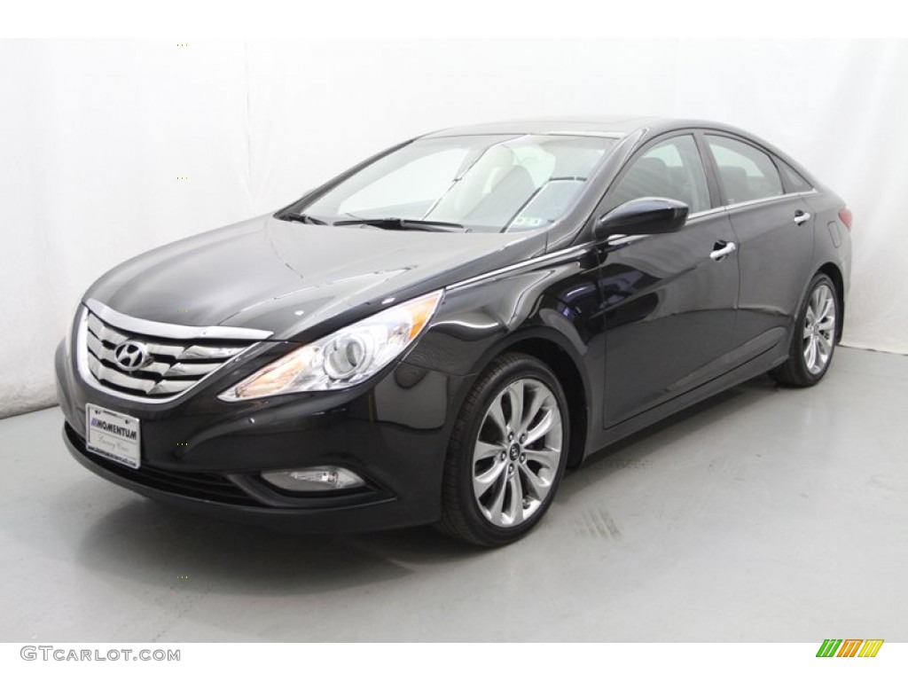 2011 Sonata SE - Midnight Black / Black photo #10