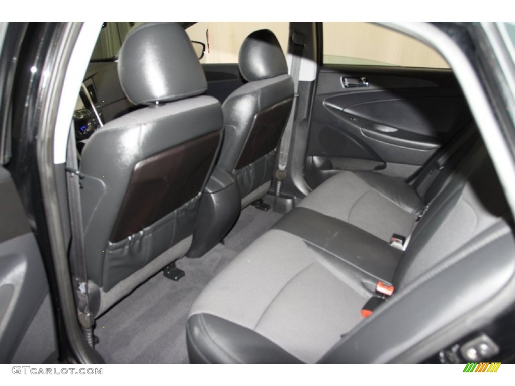 2011 Sonata SE - Midnight Black / Black photo #15