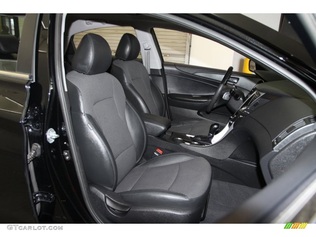 2011 Sonata SE - Midnight Black / Black photo #46