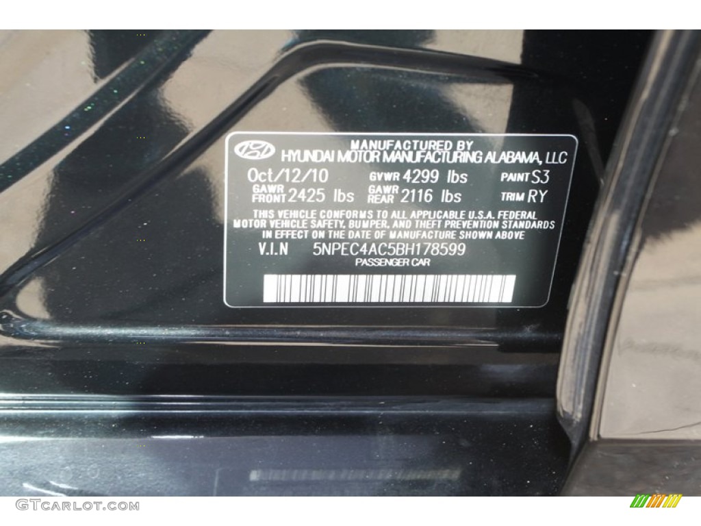 2011 Sonata SE - Midnight Black / Black photo #52