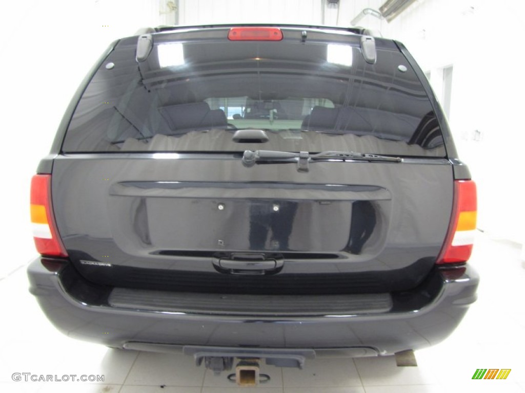 2004 Grand Cherokee Limited 4x4 - Brillant Black Crystal Pearl / Dark Slate Gray photo #4
