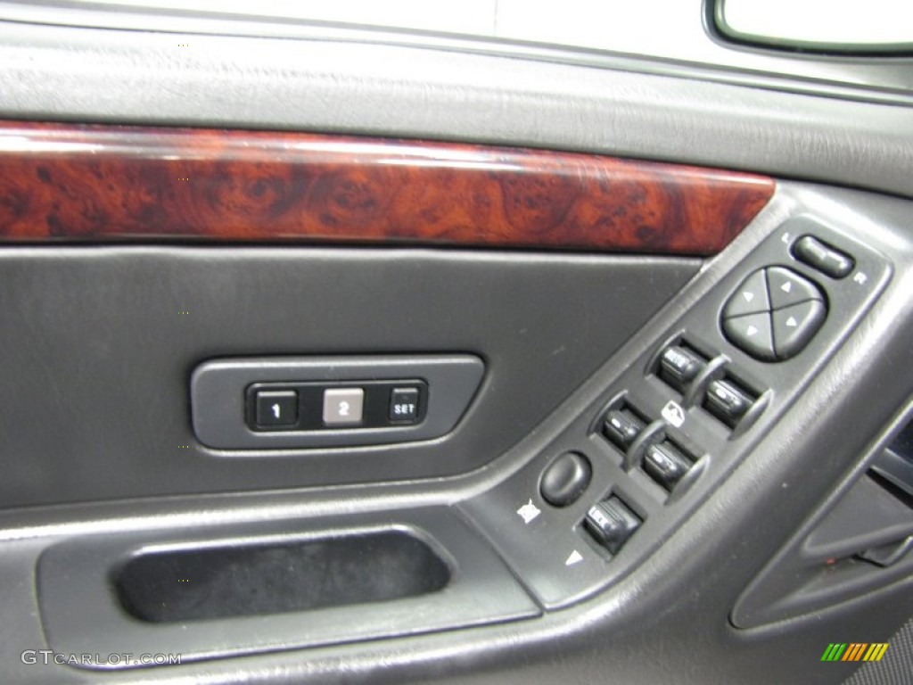 2004 Grand Cherokee Limited 4x4 - Brillant Black Crystal Pearl / Dark Slate Gray photo #13