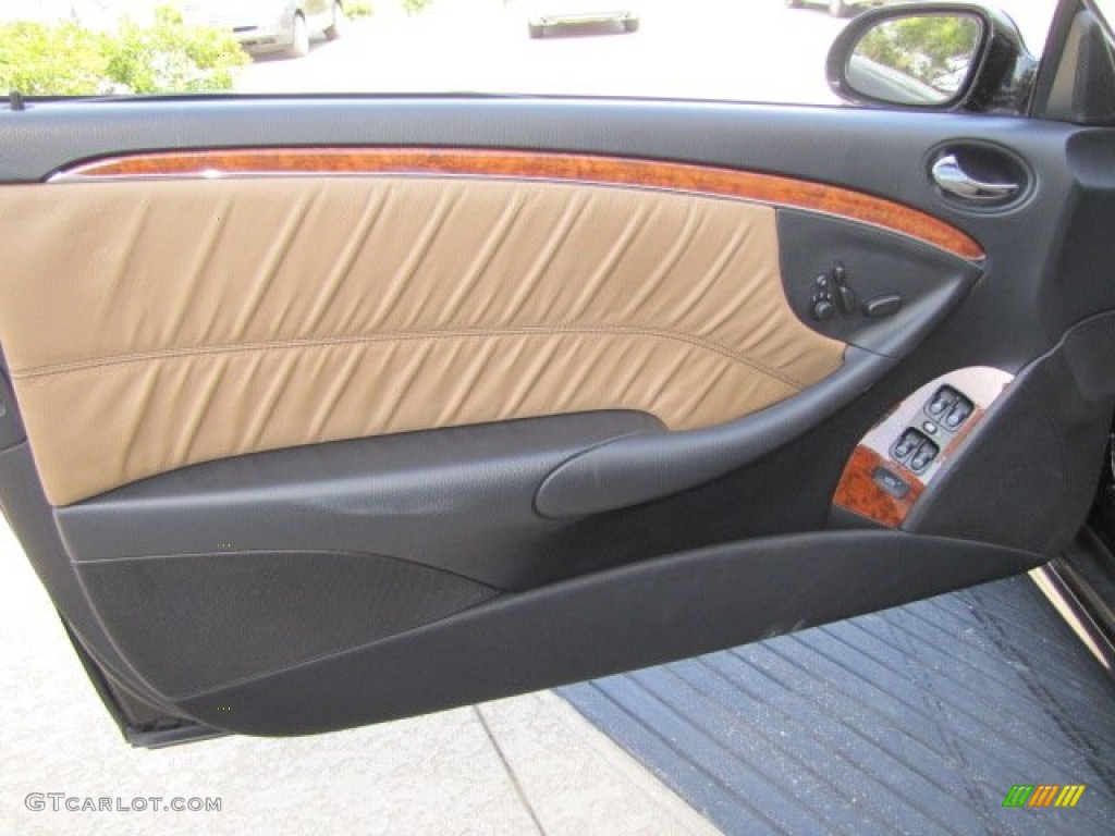 2009 Mercedes-Benz CLK 350 Cabriolet Black/Cappuccino Door Panel Photo #77665635
