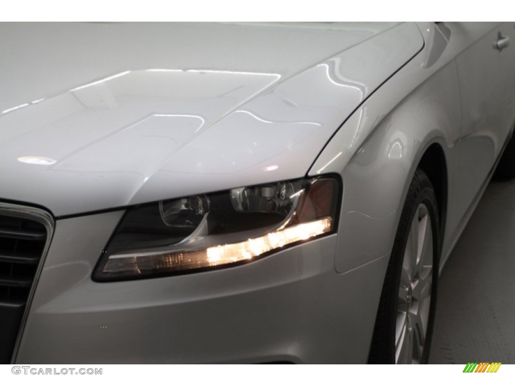 2011 A4 2.0T Sedan - Ice Silver Metallic / Light Gray photo #13