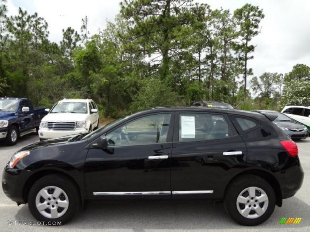 2011 Rogue S - Wicked Black / Gray photo #2