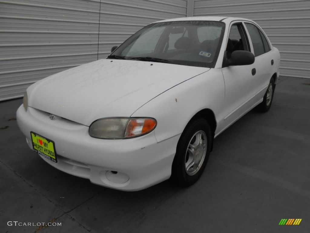 1999 Accent GL Sedan - Noble White / Gray photo #7