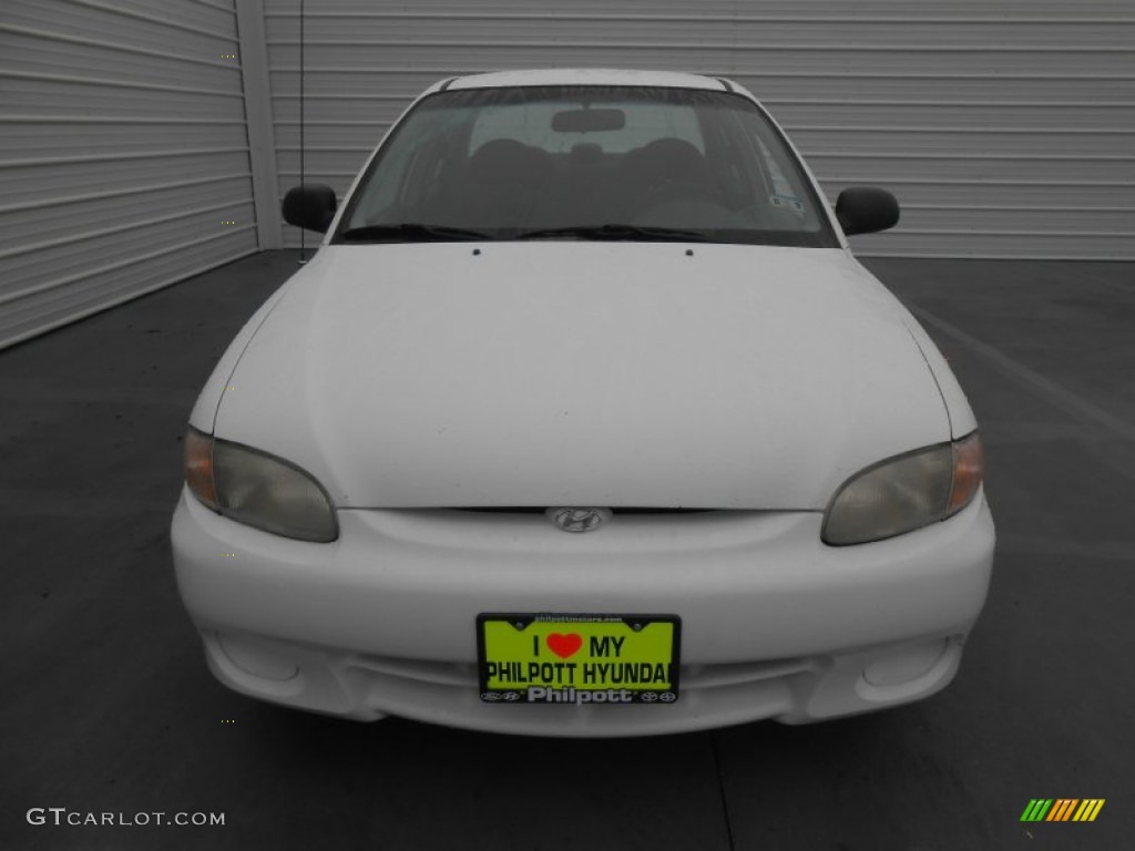 1999 Accent GL Sedan - Noble White / Gray photo #8