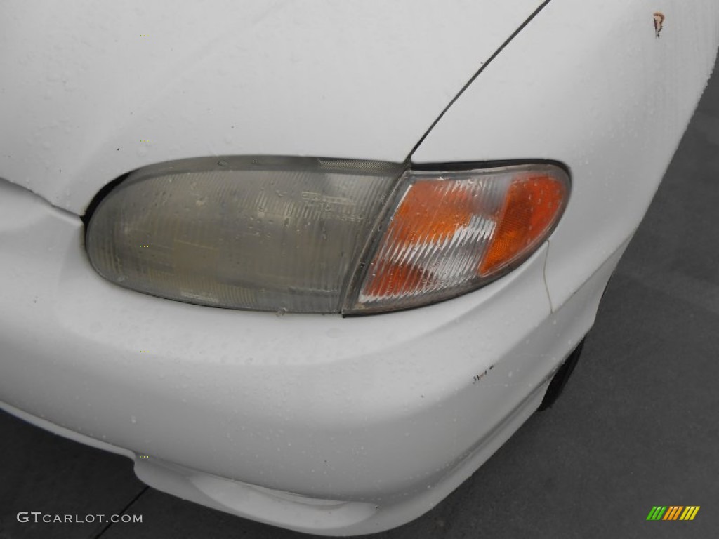 1999 Accent GL Sedan - Noble White / Gray photo #9