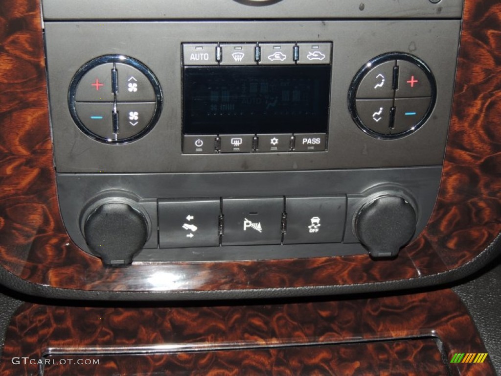 2012 GMC Sierra 1500 Denali Crew Cab Controls Photo #77667825