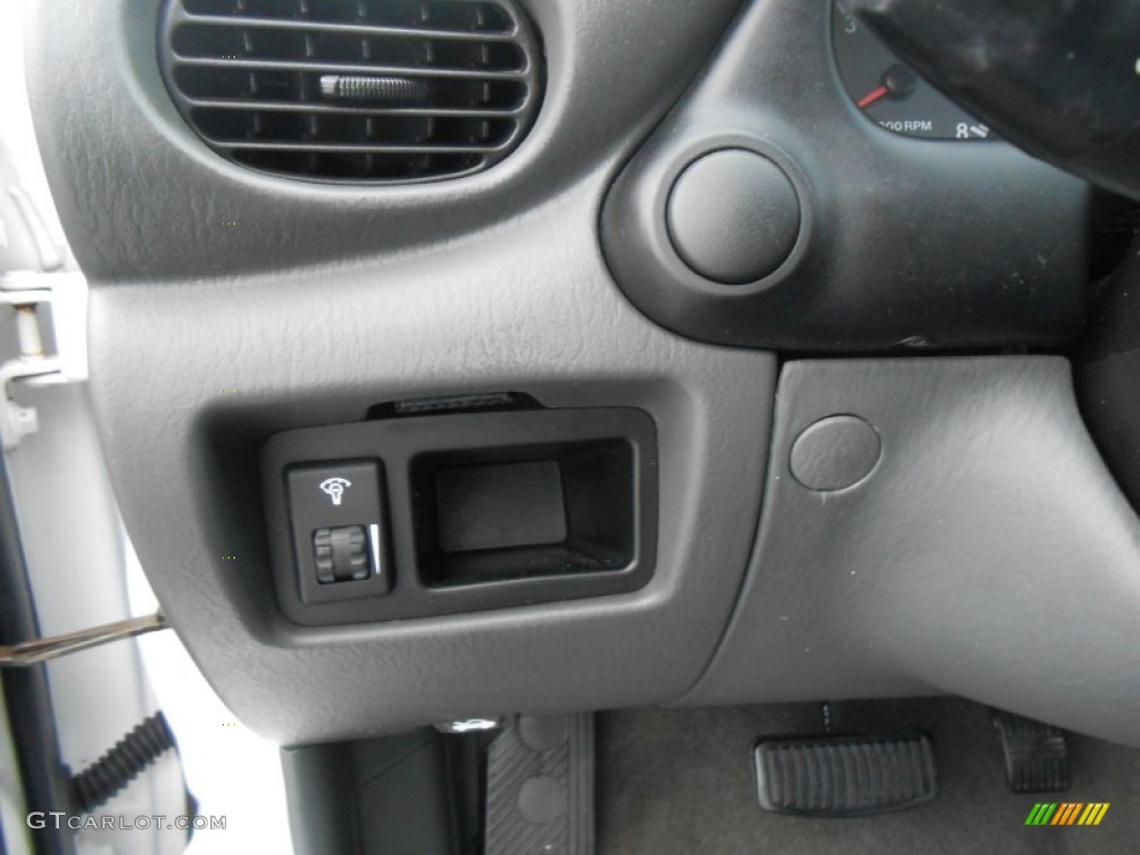 1999 Accent GL Sedan - Noble White / Gray photo #41