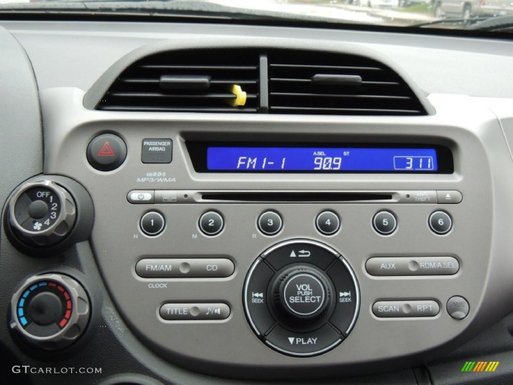 2012 Honda Fit Standard Fit Model Controls Photo #77668311