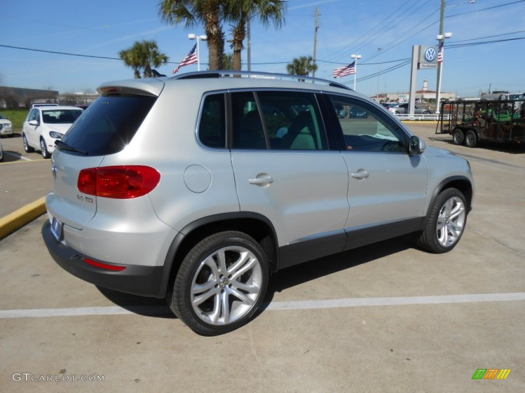 White Gold Metallic 2013 Volkswagen Tiguan SEL Exterior Photo #77671596