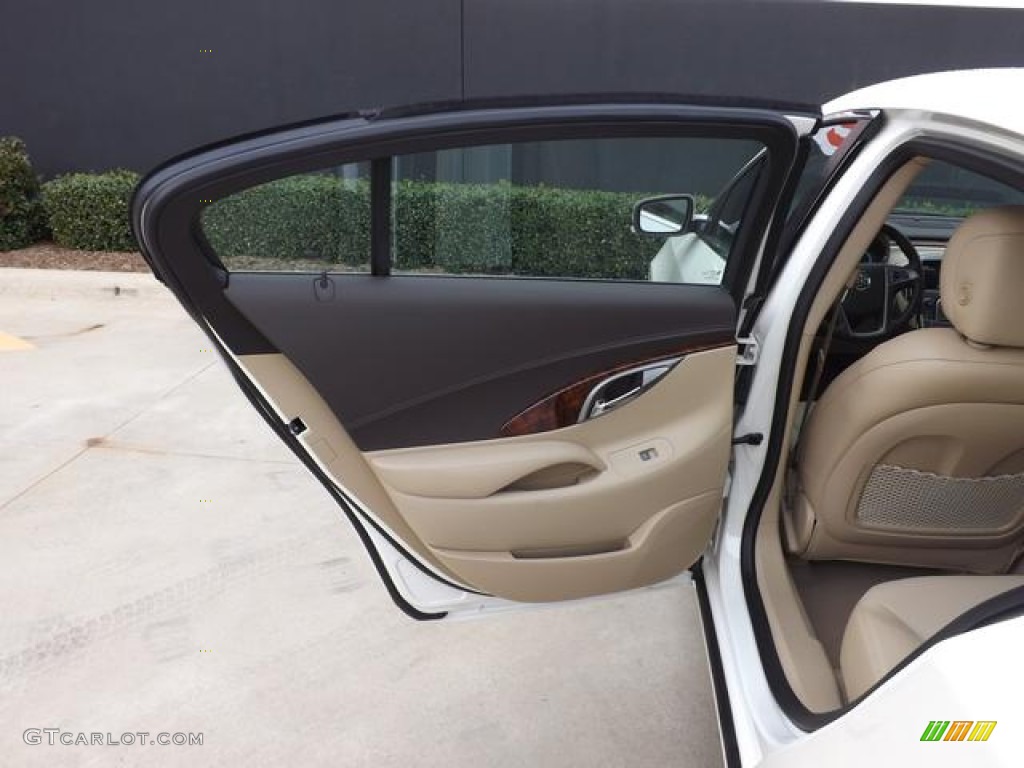 2013 Buick LaCrosse FWD Cashmere Door Panel Photo #77671845