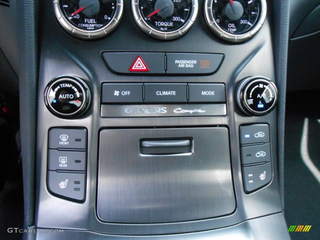 2013 Hyundai Genesis Coupe 3.8 Grand Touring Controls Photo #77673903