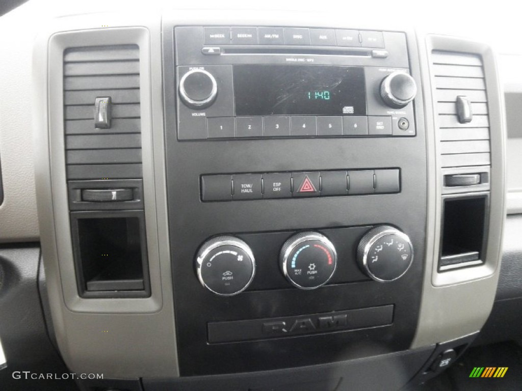 2009 Dodge Ram 1500 ST Regular Cab Controls Photo #77675772