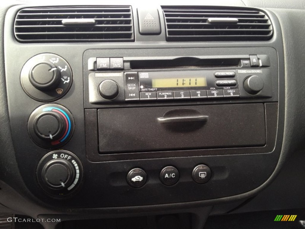 2005 Honda Civic LX Sedan Audio System Photo #77676906