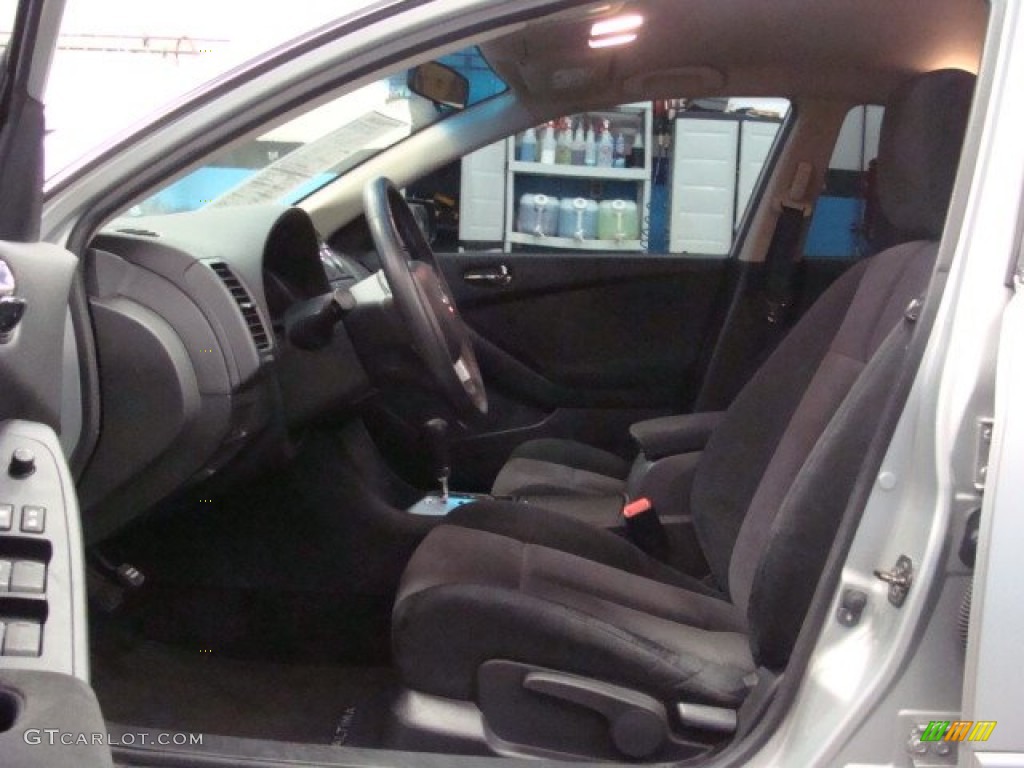 Charcoal Interior 2009 Nissan Altima 2.5 S Photo #77678562