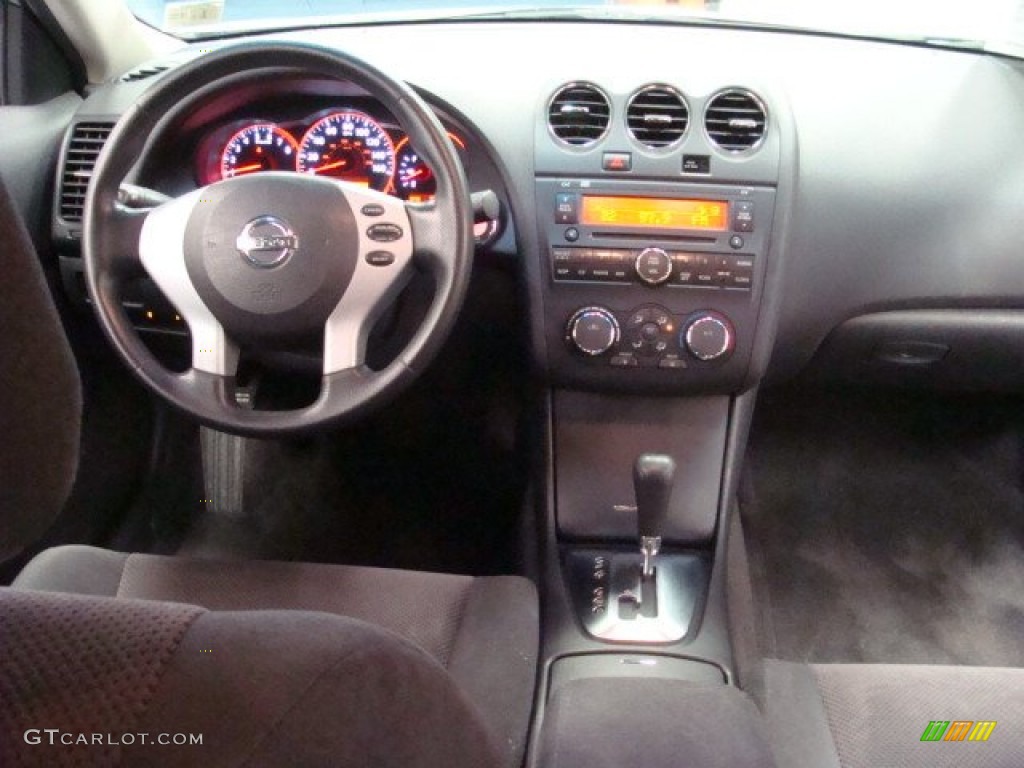 2009 Nissan Altima 2.5 S Charcoal Dashboard Photo #77678598