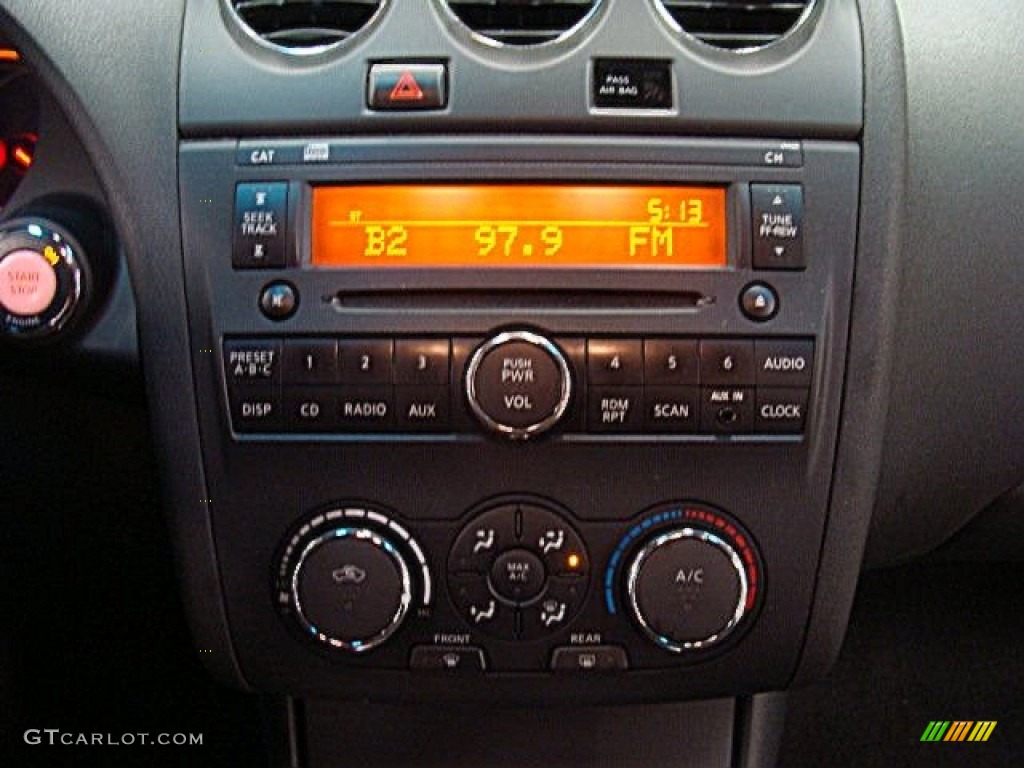 2009 Nissan Altima 2.5 S Controls Photo #77678638
