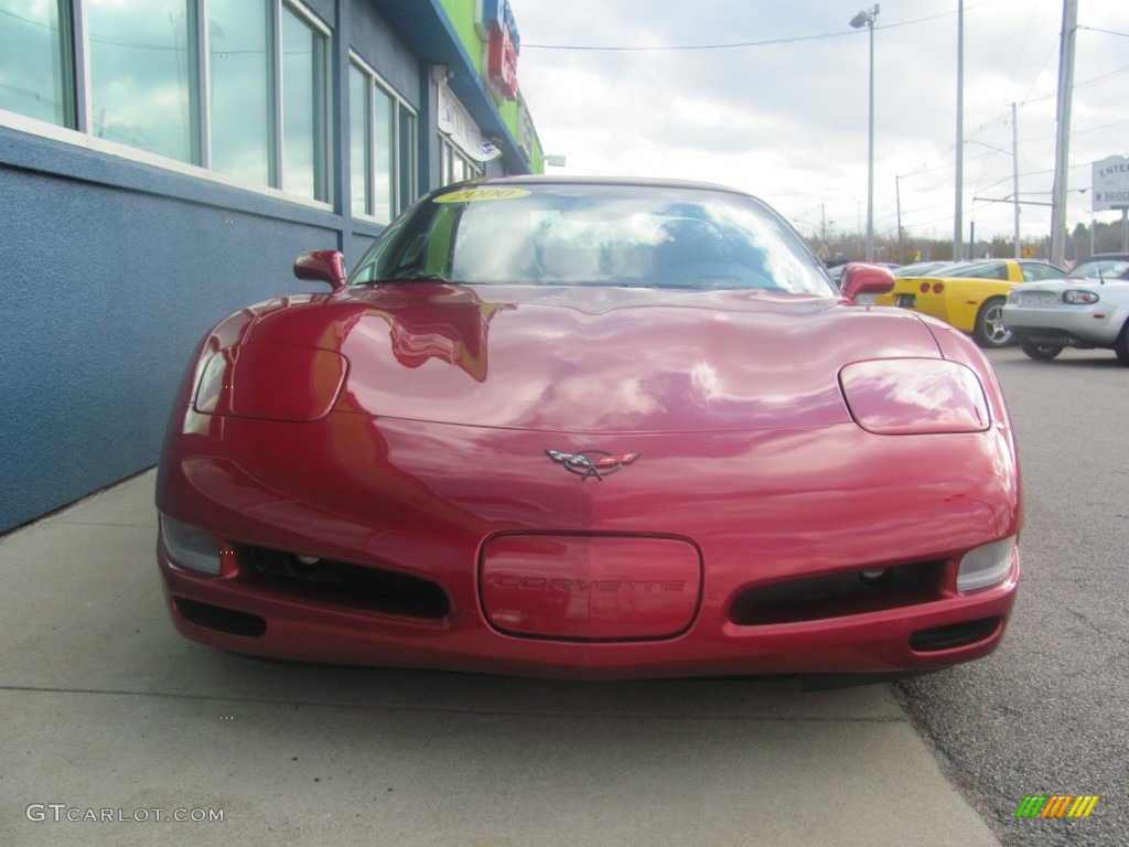 2000 Corvette Coupe - Magnetic Red Metallic / Light Oak photo #2