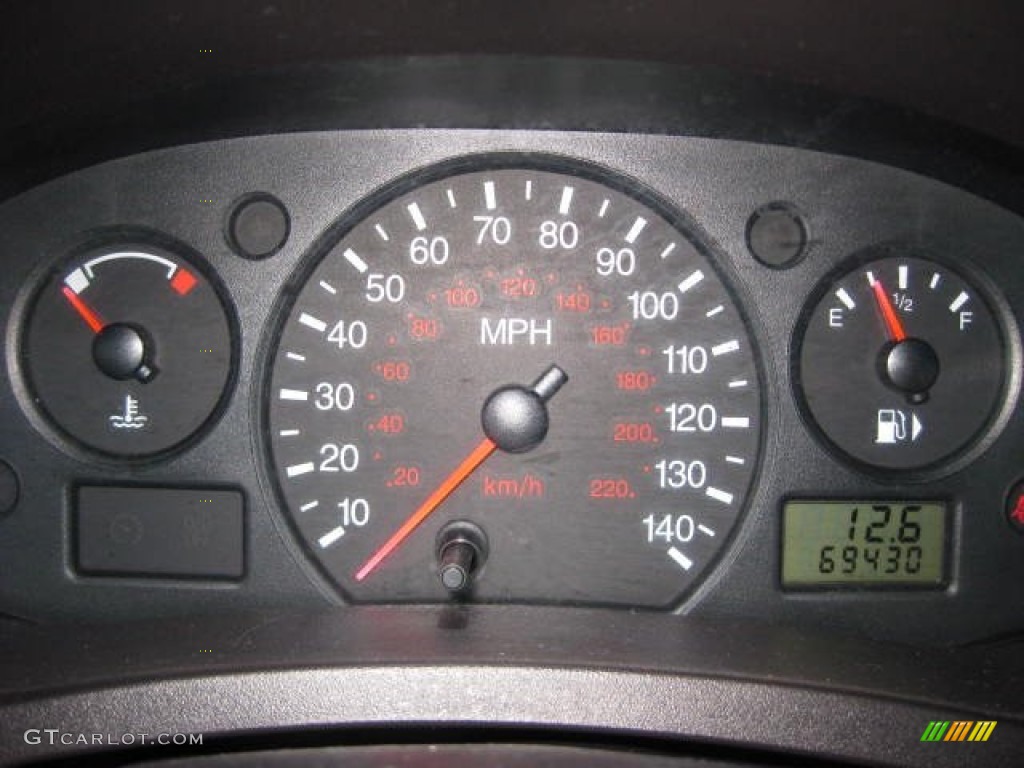 2007 Ford Focus ZX4 SE Sedan Gauges Photo #77678976