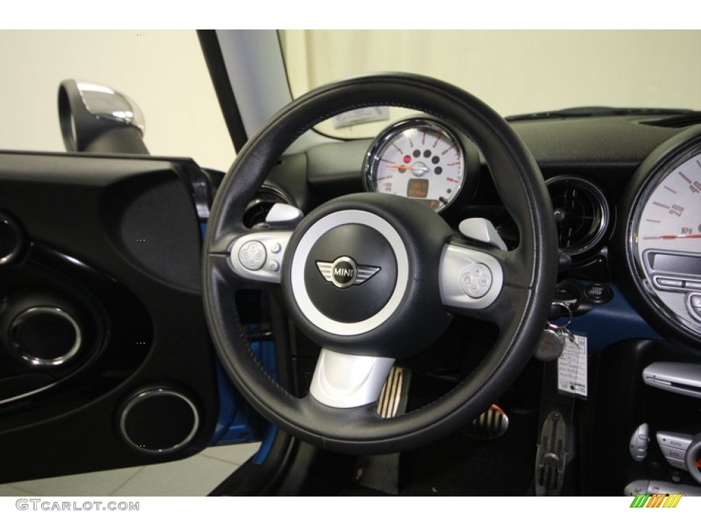 2009 Mini Cooper S Hardtop Black/Pacific Blue Steering Wheel Photo #77679354